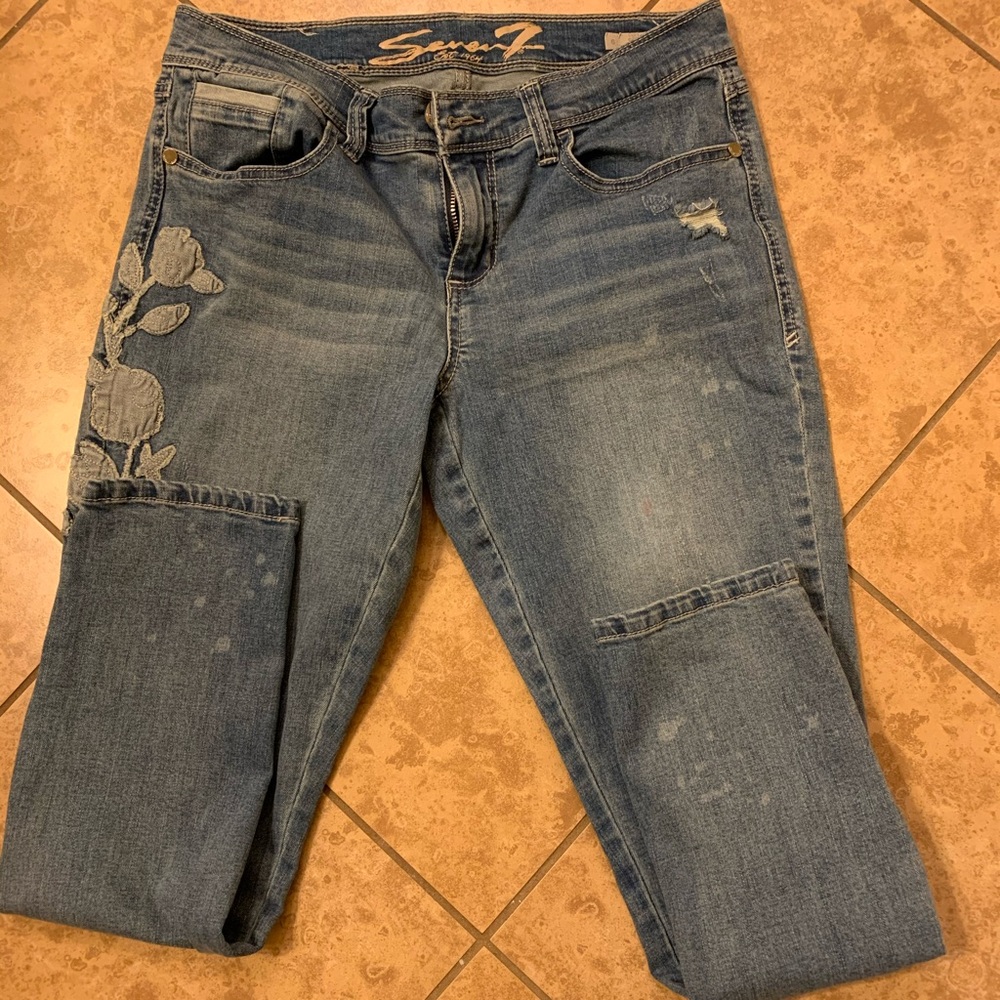 Seven jeans w floral appliqué